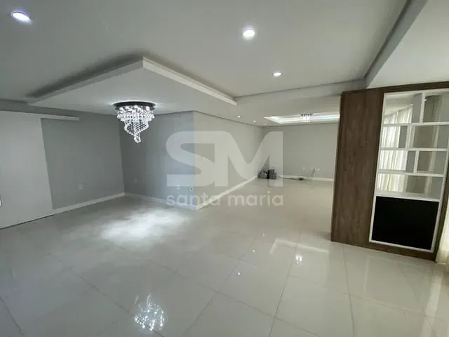 Casa 3 quartos e 3 banheiros, para alugar, no bairro Passo dos Fortes em Chapecó
