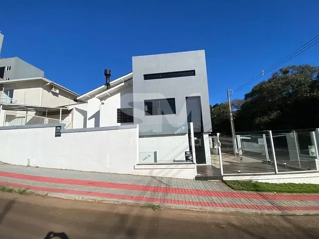 Casa 3 quartos e 3 banheiros, para alugar, no bairro Passo dos Fortes em Chapecó