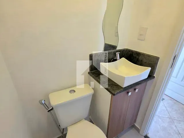 Casa 3 quartos e 3 banheiros, para alugar, no bairro Jardim Shangai em Jundiaí