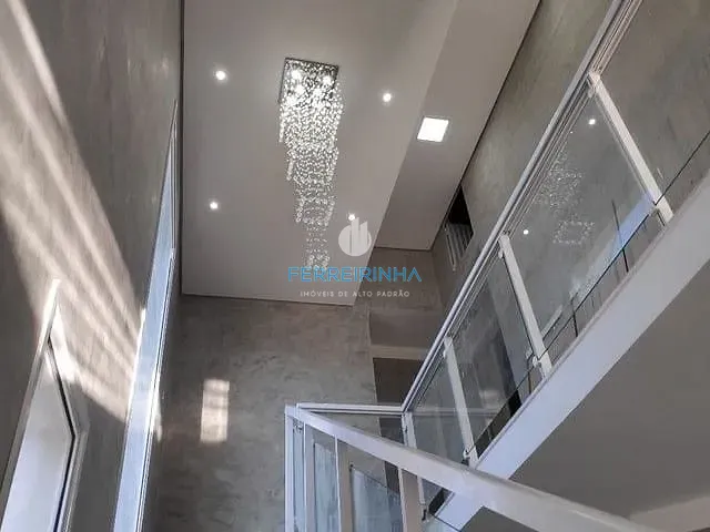 Casa com 300m² 3 quartos e 5 banheiros, à venda, no bairro Urbanova em São José dos Campos
