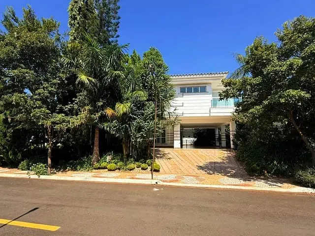 Casa 4 quartos e 7 banheiros, à venda, no bairro Jardim São Jorge em Londrina
