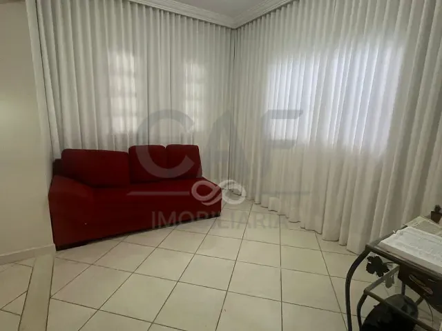 Casa com 247m² 3 quartos e 3 banheiros, à venda, no bairro Jardim Sylvio Rinaldi I em Jaguariúna