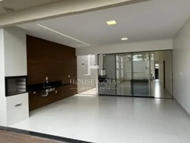 Casa com 360m² 3 quartos e 4 banheiros, à venda, no bairro Cardoso Continuação em Aparecida de Goiânia