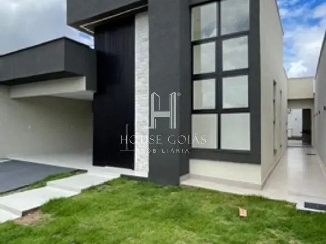 Casa com 360m² 3 quartos e 4 banheiros, à venda, no bairro Cardoso Continuação em Aparecida de Goiânia