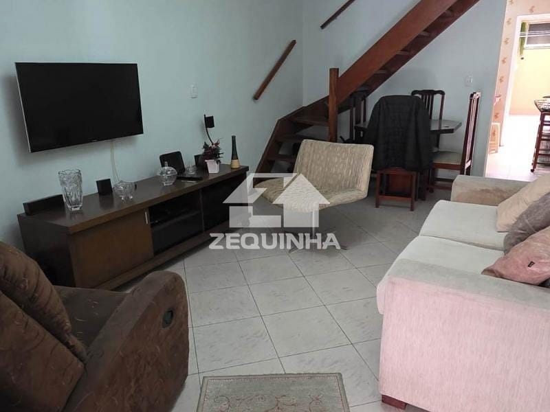 Casa, 2 quartos, 89 m² - Foto 1