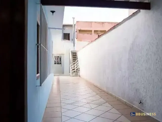 Casa 3 quartos e 2 banheiros, à venda, no bairro Vila Valparaíso em Santo André