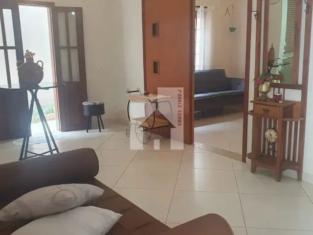 Casa com 250m² 4 quartos e 5 banheiros, à venda, no bairro Mirante de Jundiaí em Jundiaí