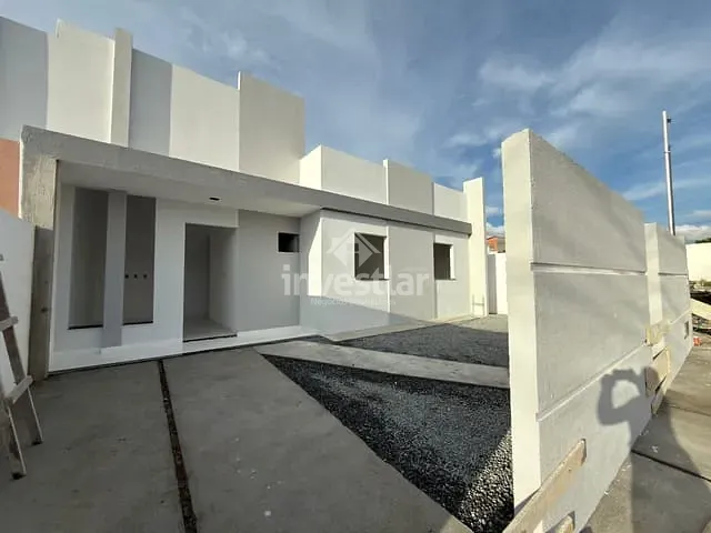 Casa 2 quartos e 1 banheiro, à venda, no bairro Malvinas em Campina Grande