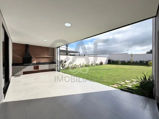 Casa com 561m² 3 quartos e 4 banheiros, à venda, no bairro Residencial Portal do Sol em Holambra