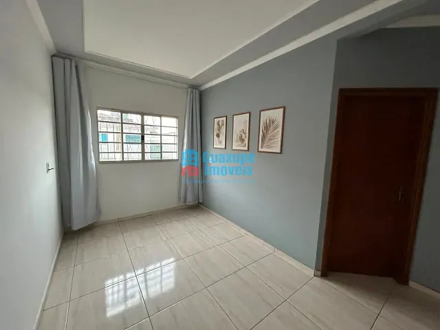 Casa 2 quartos e 1 banheiro, para alugar, no bairro Bela Vista em Guaxupé