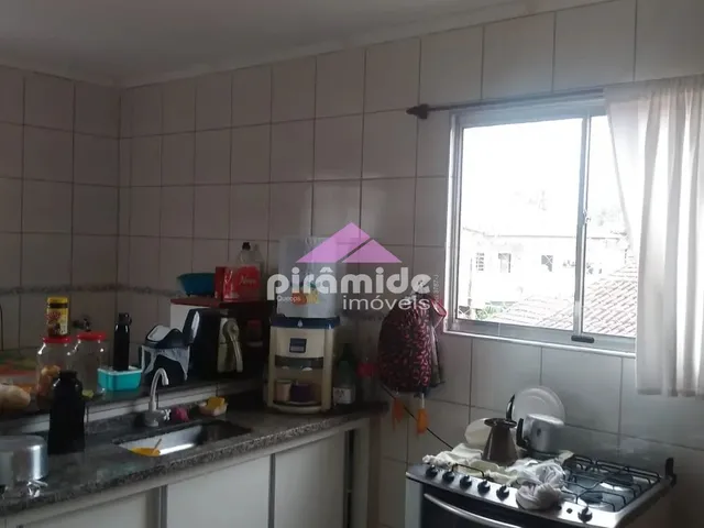 Casa com 177m² 2 quartos e 1 banheiro, à venda, no bairro Jardim Altos de Santana em São José Dos Campos