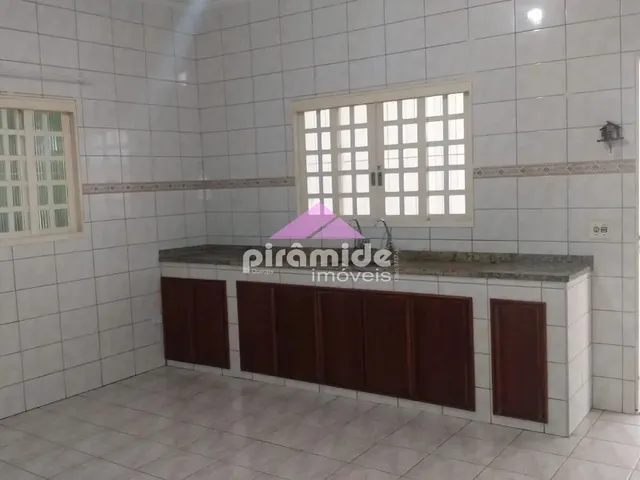 Casa com 177m² 2 quartos e 1 banheiro, à venda, no bairro Jardim Altos de Santana em São José Dos Campos