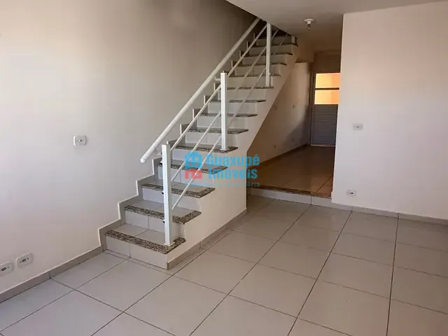 Casa 2 quartos e 2 banheiros, à venda, no bairro Jardim Cinquentenário em Guaxupé