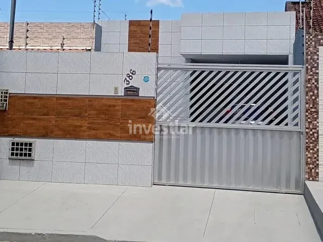 Casa 2 quartos e 2 banheiros, à venda, no bairro Cruzeiro em Campina Grande