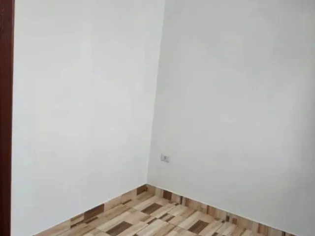 Casa 2 quartos e 1 banheiro, à venda, no bairro Campo de Santana em Curitiba