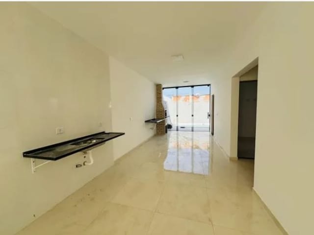 Casa com 109m² 3 quartos e 3 banheiros, à venda, no bairro Nhambuca em Cotia