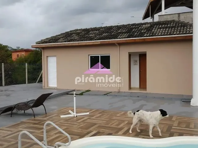 Casa com 1338m² 4 quartos e 5 banheiros, à venda, no bairro Jardim das Flores em Santa Branca
