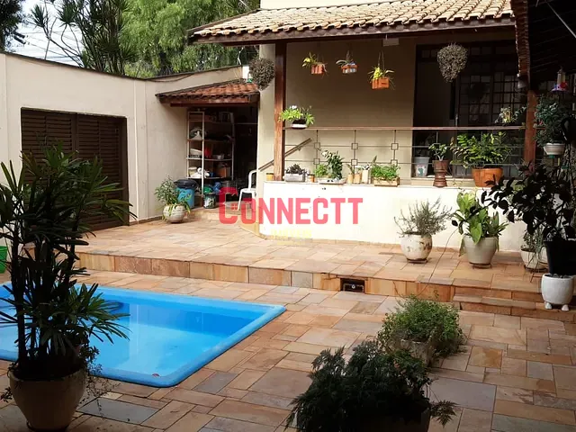 Casa com 270m² 3 quartos e 3 banheiros, à venda, no bairro Parque dos Bandeirantes em Ribeirão Preto