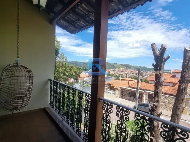 Casa com 420m² 4 quartos e 3 banheiros, à venda, no bairro Nova Itatiba em Itatiba