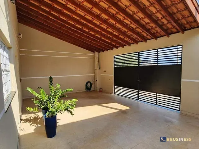 Casa 3 quartos e 3 banheiros, à venda, no bairro Jardim dos Lagos em Nova Odessa