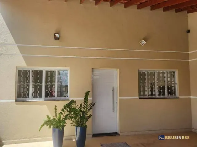 Casa 3 quartos e 3 banheiros, à venda, no bairro Jardim dos Lagos em Nova Odessa