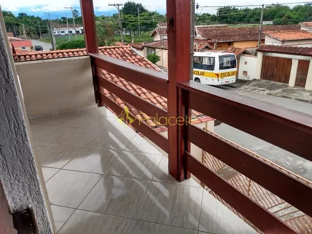 Casa com 250m² 3 quartos e 2 banheiros, à venda, no bairro Bosque da Princesa em Pindamonhangaba