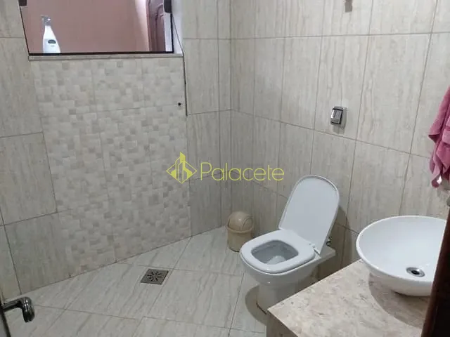 Casa com 250m² 3 quartos e 2 banheiros, à venda, no bairro Bosque da Princesa em Pindamonhangaba