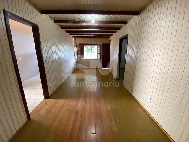 Casa 3 quartos e 2 banheiros, para alugar, no bairro Maria Goretti em Chapecó