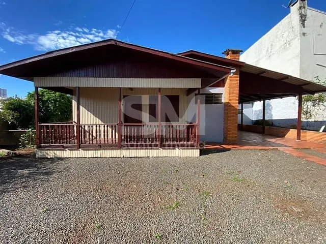 Casa 3 quartos e 2 banheiros, para alugar, no bairro Maria Goretti em Chapecó