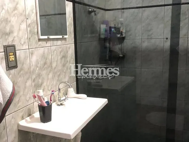 Casa com 205m² 2 quartos e 2 banheiros, à venda, no bairro Jardim Amélia em Paulínia