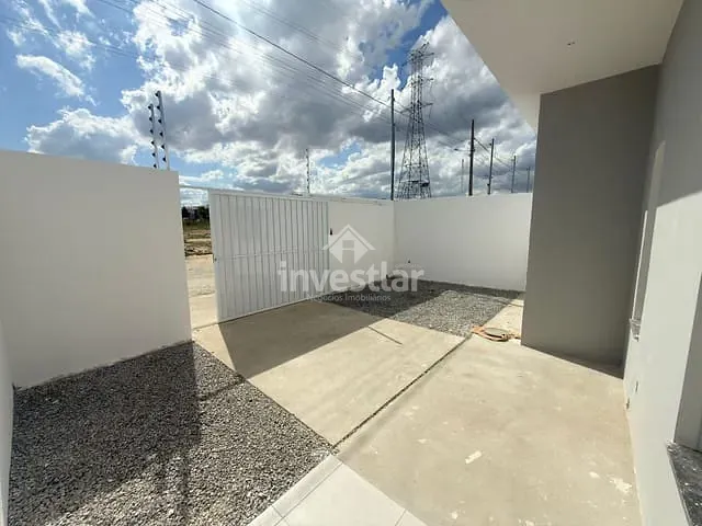 Casa com 57m² 2 quartos e 1 banheiro, à venda, no bairro Três Irmãs em Campina Grande