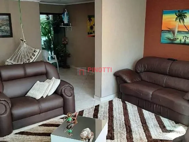 Casa 5 quartos e 4 banheiros, para alugar, no bairro Jardim Antares em São Bernardo do Campo