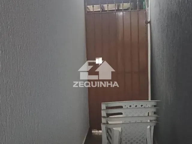 Casa com 196m² 4 quartos e 2 banheiros, à venda, no bairro Bela Vista em Osasco