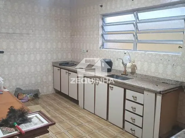 Casa com 196m² 4 quartos e 2 banheiros, à venda, no bairro Bela Vista em Osasco