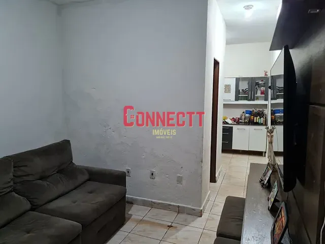 Casa com 200m² 2 quartos e 1 banheiro, à venda, no bairro Jardim Doutor Paulo Gomes Romeo em Ribeirão Preto