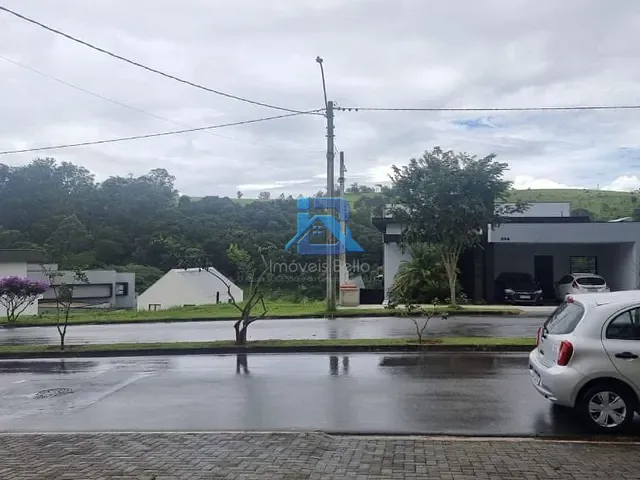 Casa com 399m² 2 quartos e 3 banheiros, à venda, no bairro Bairro Itapema em Itatiba