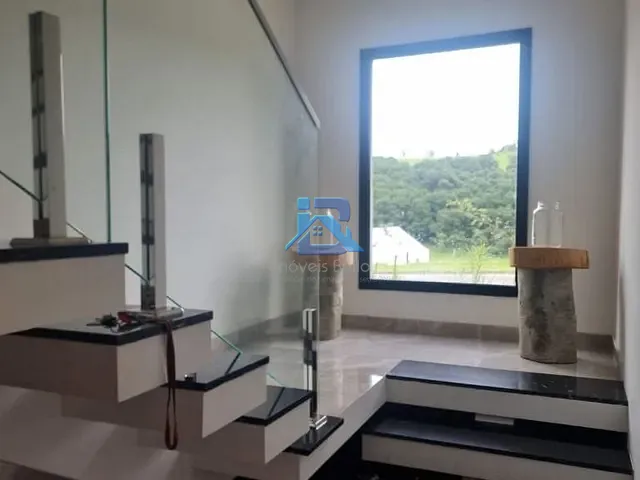 Casa com 399m² 2 quartos e 3 banheiros, à venda, no bairro Bairro Itapema em Itatiba