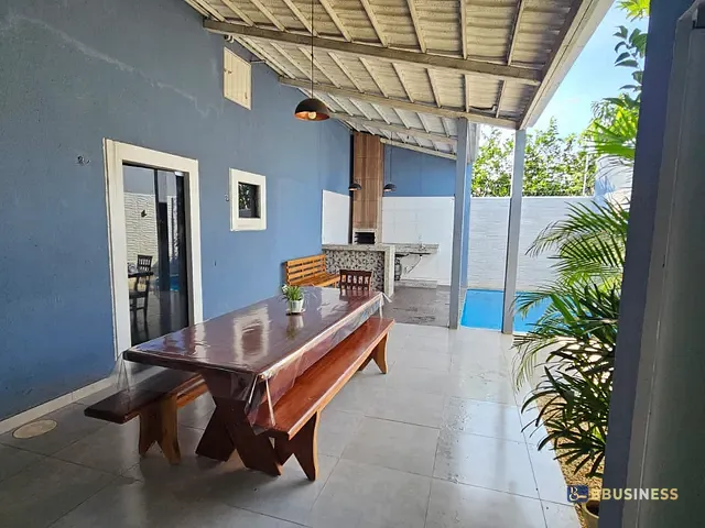 Casa com 300m² 3 quartos e 1 banheiro, à venda, no bairro Jardim Madri em Porto Nacional