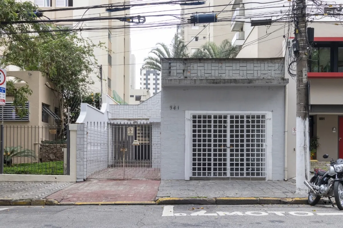 Casa para venda em Indianópolis com 2 quartos, 140m²
