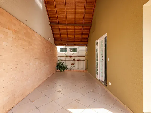 Casa com 320m² 3 quartos e 4 banheiros, à venda, no bairro São Pedro em Londrina