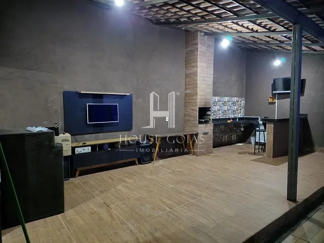 Casa com 180m² 3 quartos e 2 banheiros, à venda, no bairro Condomínio Amin Camargo em Goiânia