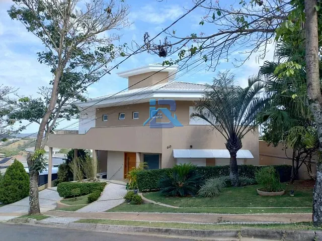 Casa com 537m² 4 quartos e 5 banheiros, à venda ou para alugar, no bairro Santa Cruz em Itatiba