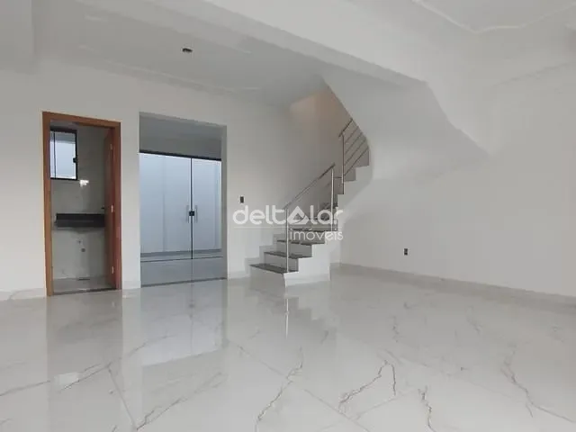 Casa com 107m² 3 quartos e 2 banheiros, à venda, no bairro Santa Amélia em Belo Horizonte
