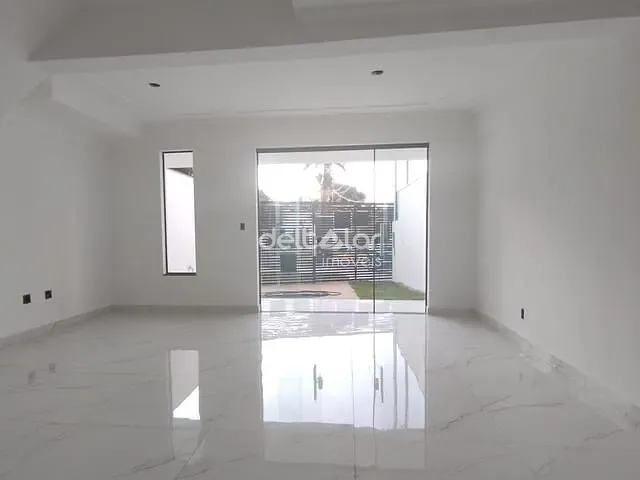 Casa com 107m² 3 quartos e 2 banheiros, à venda, no bairro Santa Amélia em Belo Horizonte