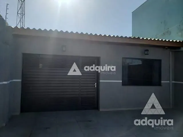 Casa com 196m² 3 quartos e 2 banheiros, à venda, no bairro Uvaranas em Ponta Grossa