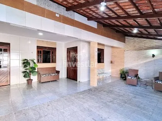 Casa 4 quartos e 3 banheiros, à venda, no bairro Presidente Médici em Campina Grande