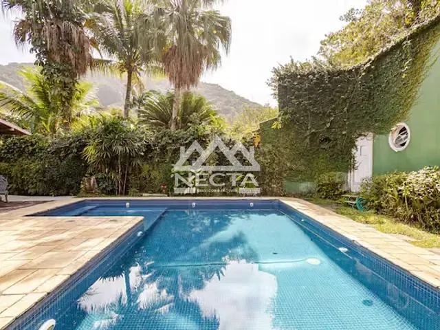 Casa com 800m² 2 quartos e 2 banheiros, à venda, no bairro Juquehy em São Sebastião
