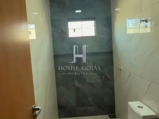 Casa com 216m² 3 quartos e 2 banheiros, à venda, no bairro Residencial Jardim Canedo III em Senador Canedo