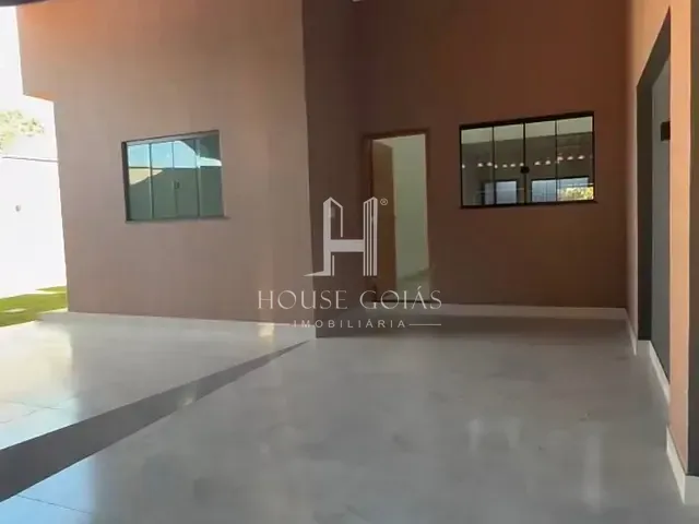 Casa com 216m² 3 quartos e 2 banheiros, à venda, no bairro Residencial Jardim Canedo III em Senador Canedo