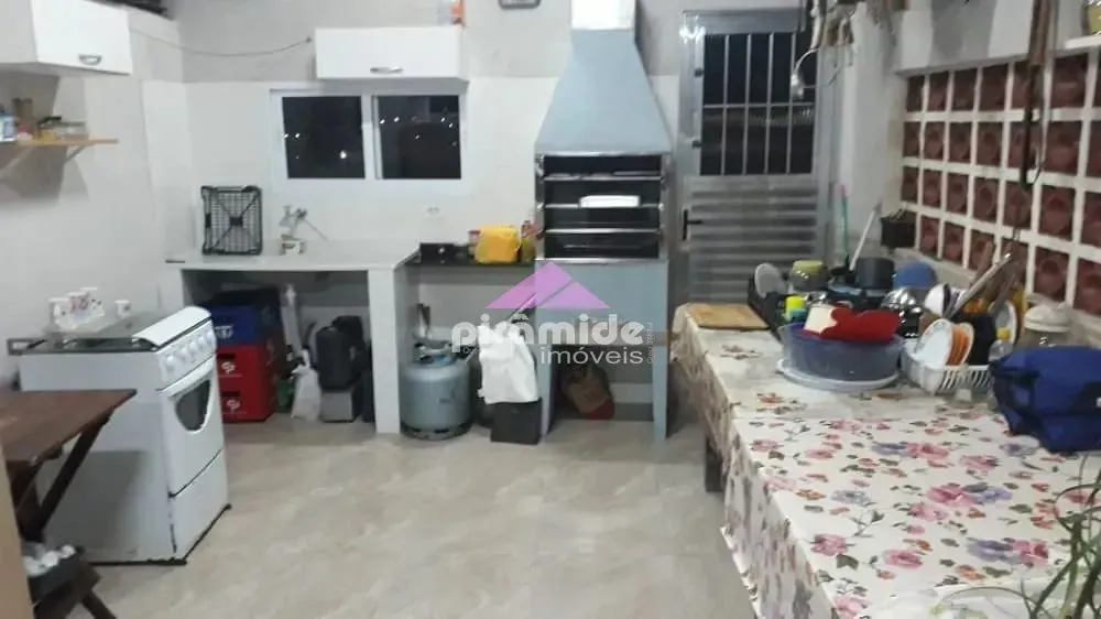 Casa, 2 quartos, 184 m² - Foto 4